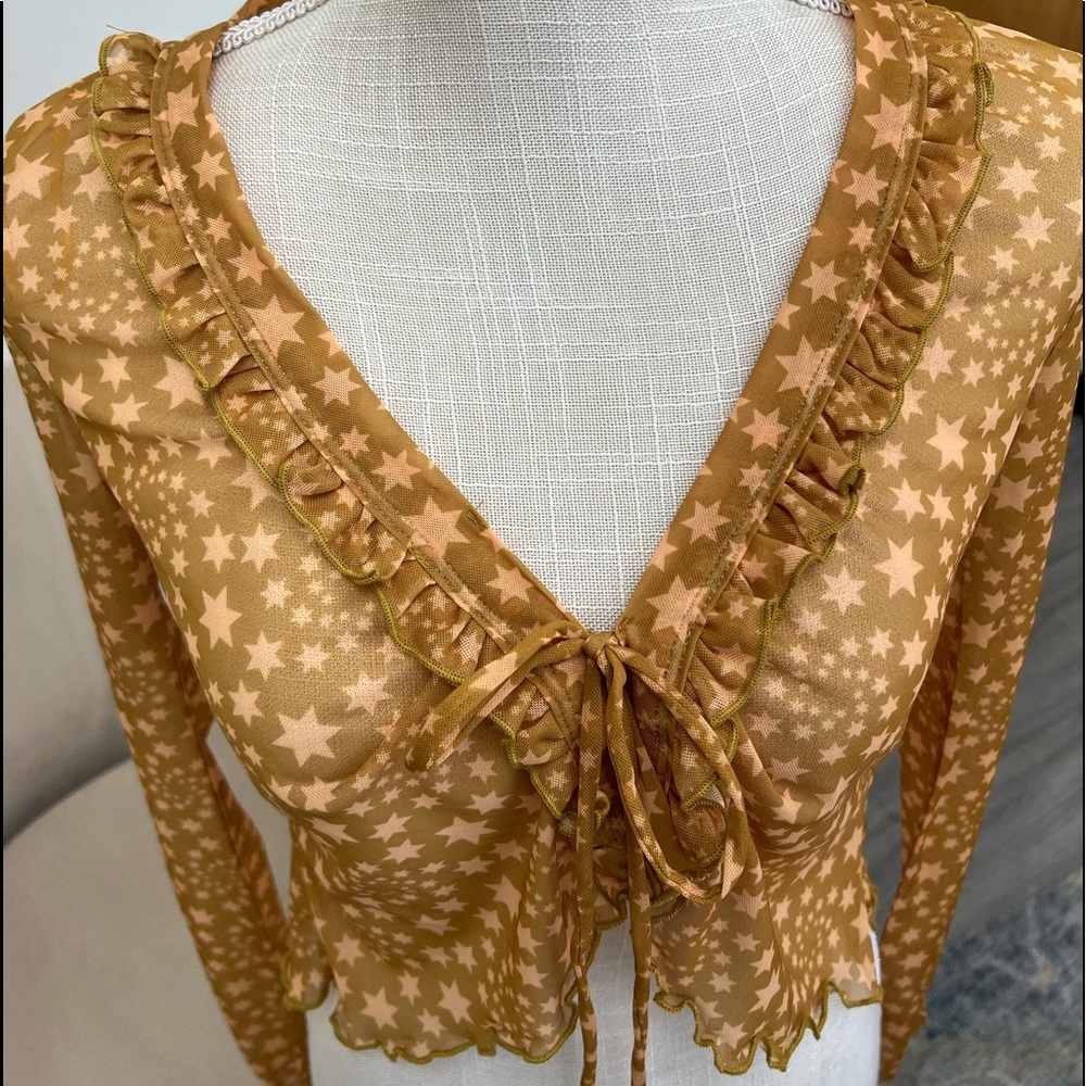 🧡⭐️FREE PEOPLE⭐️🧡 Tie Blouse with Star and Ruffle detailing